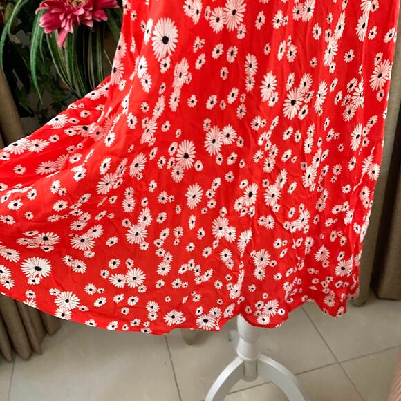 Rixo x Target Floral Puff Sleeve Swing Dress Red - Picture 7 of 12